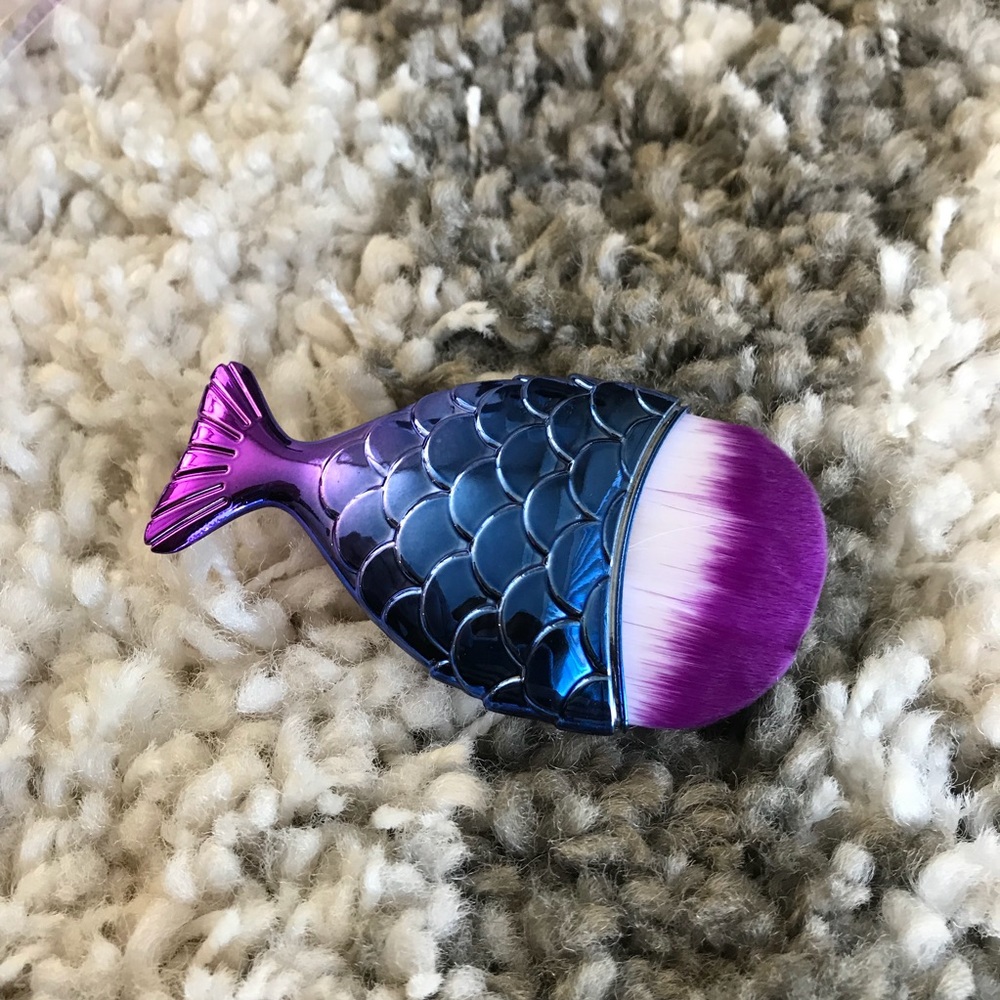 NWT Mermaid Eye Brush Cosmetic Set 🧜♀️ - Picture 2 of 6